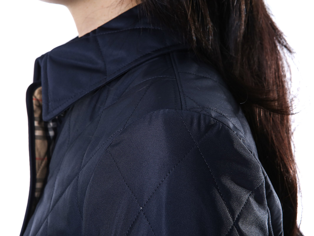 �β��� ������