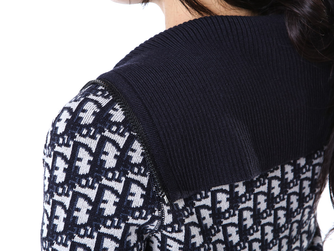 ���� ���