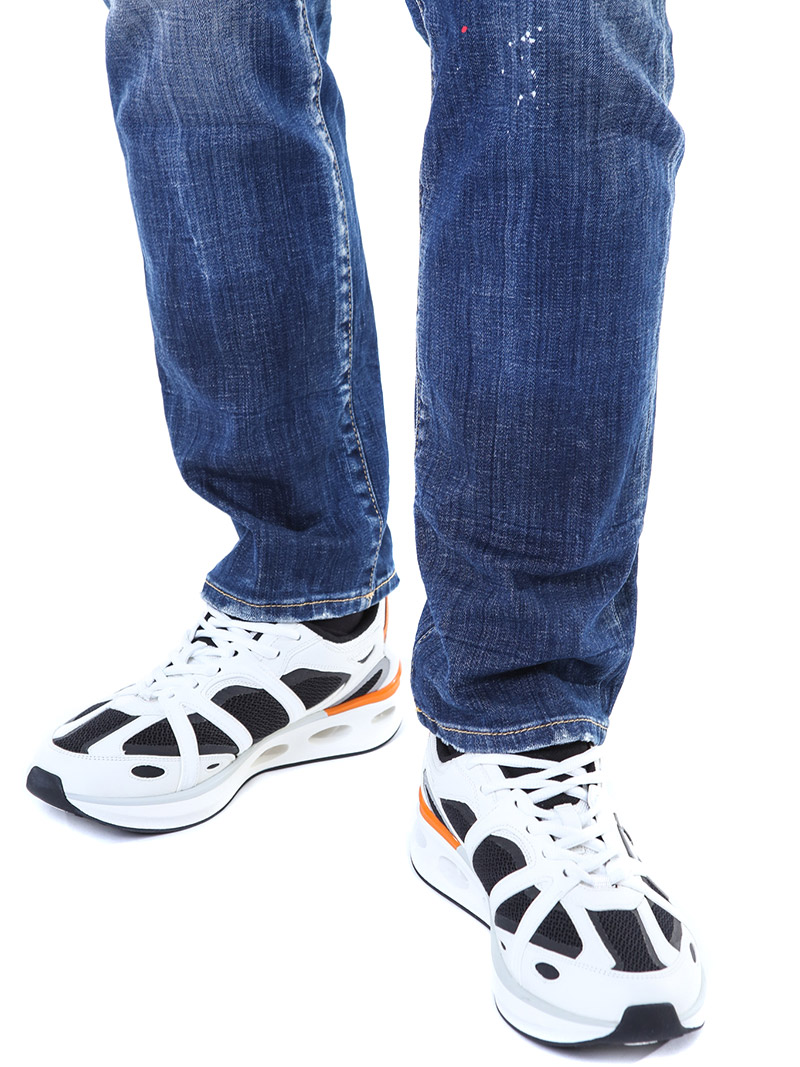 �ǿ����� ������