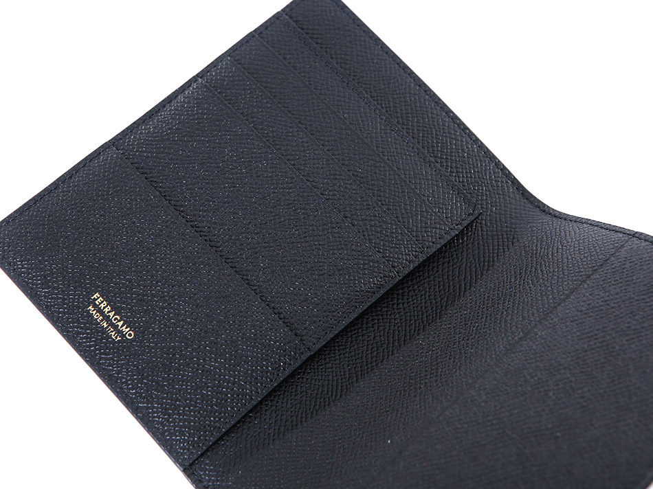 �����̾� ����