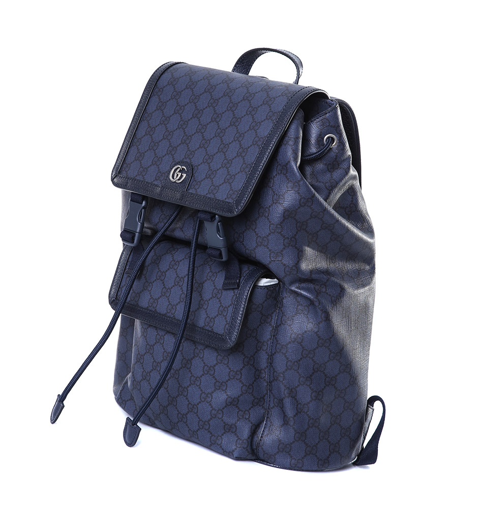 ����� ����