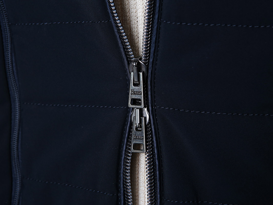 ������ �е�