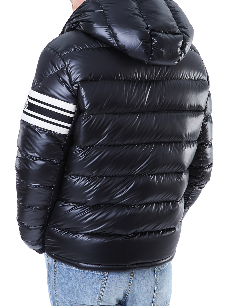 ������ �е�