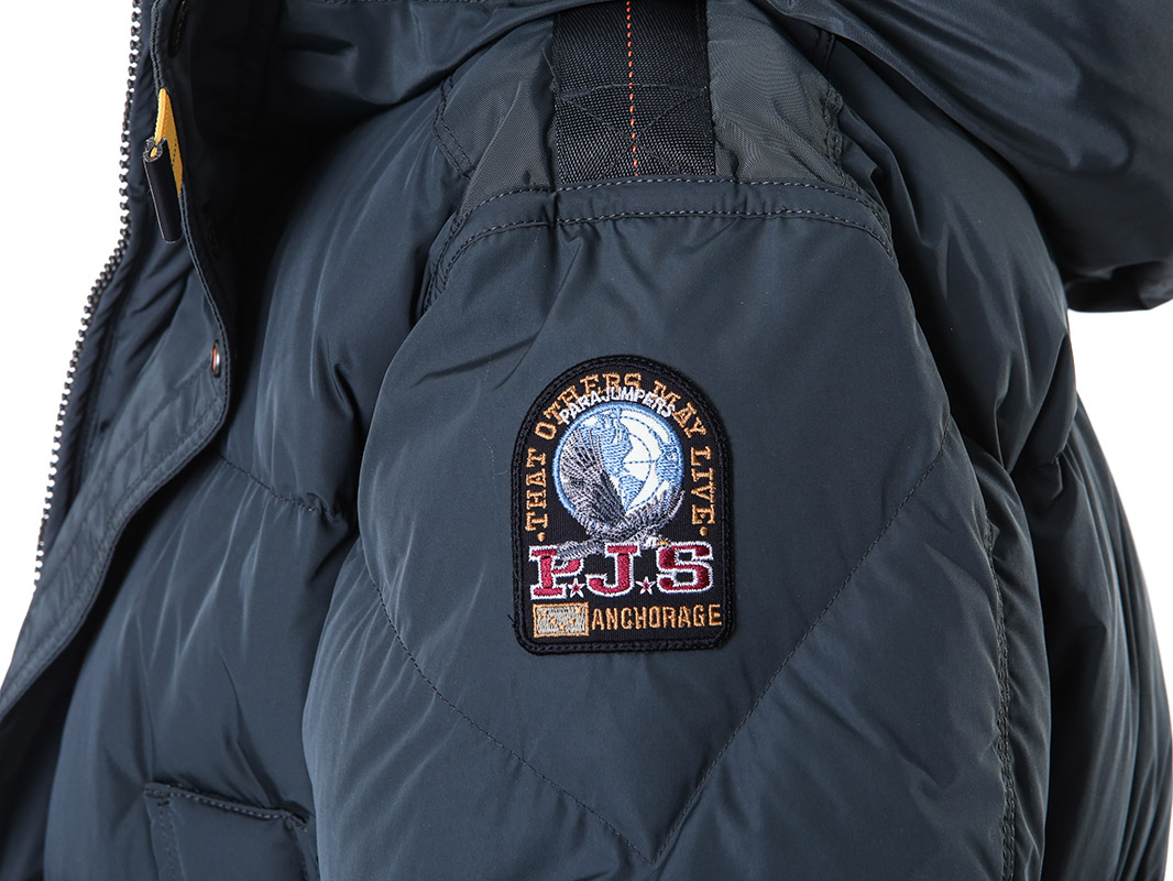 ������ �е�