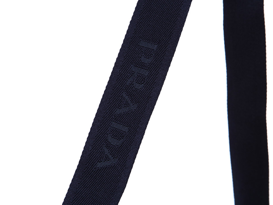 �����̾� ����