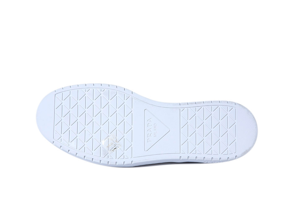  Ŵ